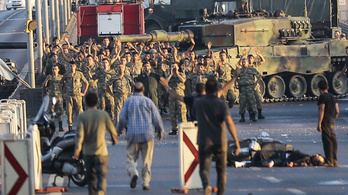 Egy török kadét részletesen elmondta, hogy vezényelték puccsra
