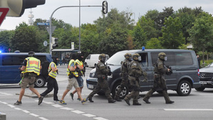 Egy ingyenes ételt kínáló internetes poszt lehetett a müncheni támadás alapja