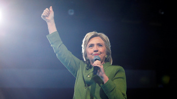 A pártvezetés emailbotránya közepette kezdődik Clinton megkoronázása
