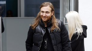 Már megint bulizhat egy nagyot David Guettára!