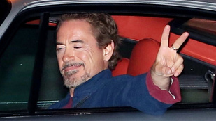 Robert Downey jr. = Tony Stark