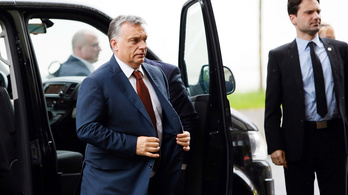 Orbán Viktort hidegen hagyja, hogy nyúlták az 56-os emléknótát
