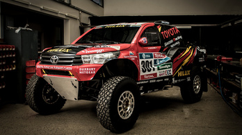 Elkészült a Toyota következő Dakar-gépe