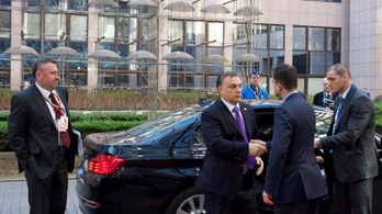2,5 milliárd forintért kapnak új autókat a magyar diplomaták