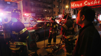 Robbanás volt New York belvárosában, több tucatnyian megsérültek