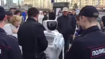 Letartóztattak egy robotot Oroszországban