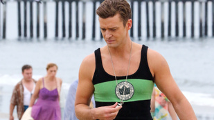 Justin Timberlake feszes rucis vízimentő lesz Woody Allen filmjében