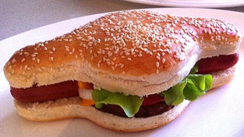 Hamburgert egyek, vagy hot dogot? Mindkettőt, egyszerre!