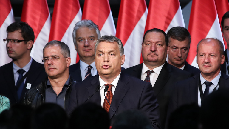 Mi történne, ha Orbán elveszítene egy parlamenti választást?