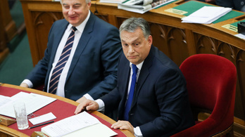 Orbán nem hallotta a kérdést a korrupcióról, nem válaszolt