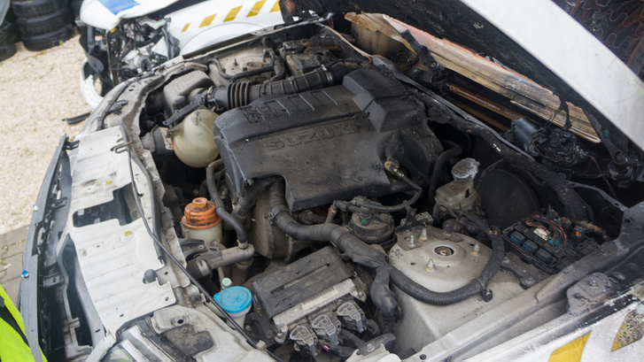 Az 1,9 DDIS nevű motor a PSA konszerntől került a Suzukiba. A motorblokk gyakori de az összes periféria ritkaság és persze mind elromlik