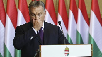 NYT: Orbán elfeledte, hogy a magyarokat is befogadták