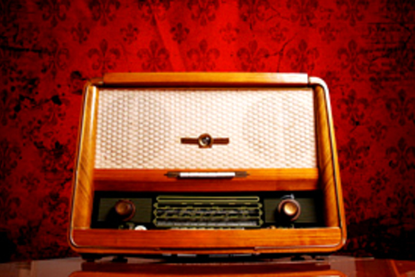 Több ezer sláger egy helyen: 9 online rádió, amit a munkában is hallgathatsz