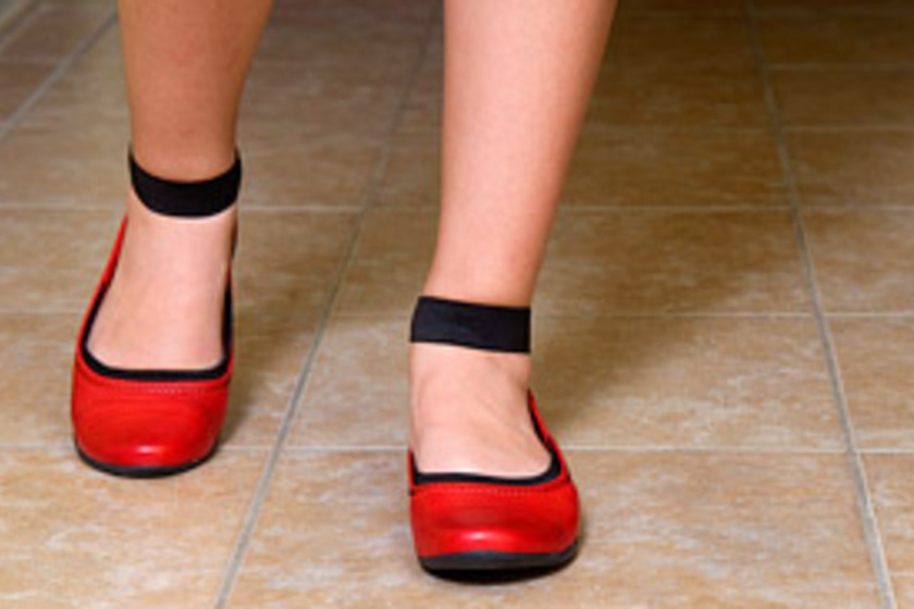 2 egészségügyi probléma, amit a lapos talpú cipők okoznak