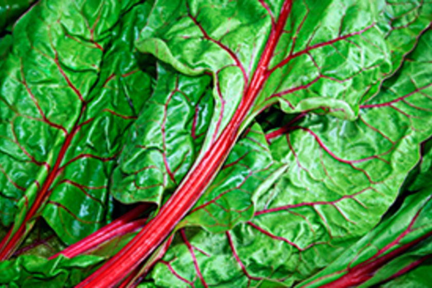 Duplázd meg a fogyást a vörös szárú béltisztító zöldséggel