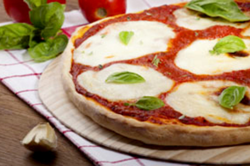 Az olasz pizza receptje, ahogy Nápolyban is készítik
