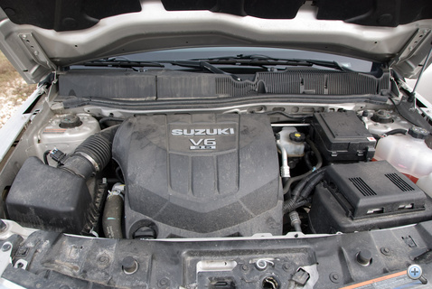 Ha nem is Suzuki ez a V6, de nagyon jó motor