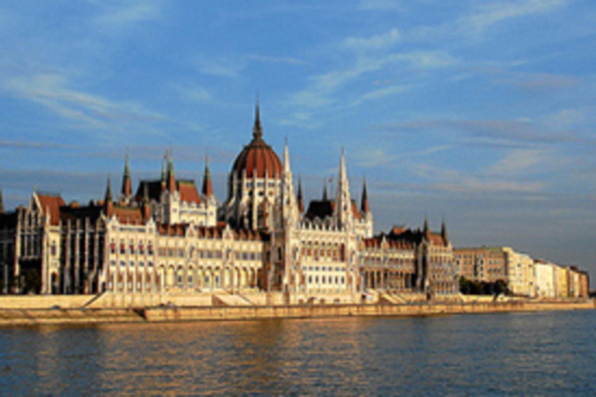3 hely Budapesten, amit az egész világ csodál