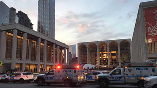 Emberi hamvak miatt ürítették ki az New York-i operaházat