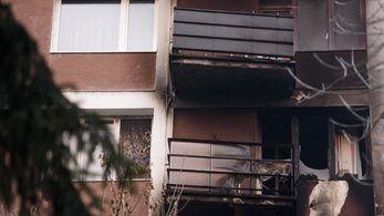 32 embert menekítettek ki egy kigyulladt salgótarjáni lakóházból