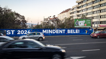 Pozitív üzenetek helyett olimpia reklámot festett egy falra a Színes Város
