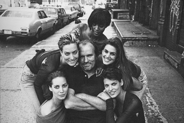 Naomi Campbell, Linda Evangelista, Tatjana Patitz, Christy Turlington és Cindy Crawford, New York, 1990
