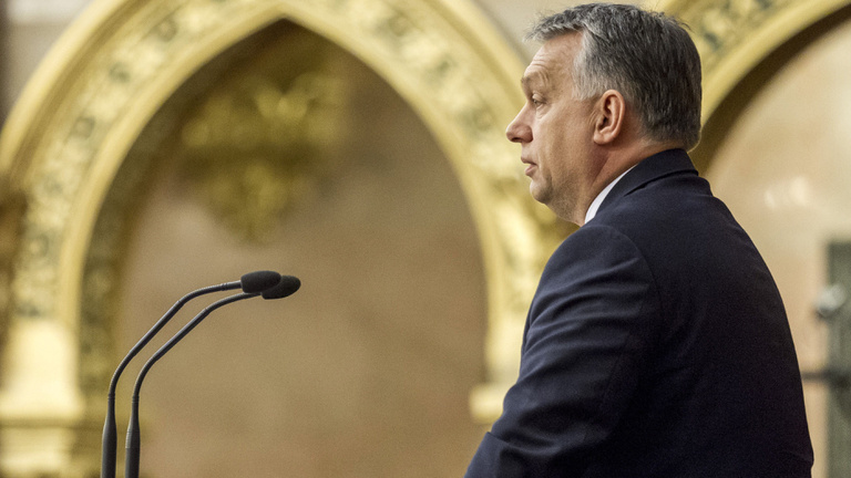 Fütyülés is vár a sorosozásra készülő Orbánra