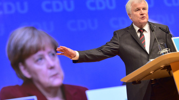 A CSU csak akkor tart ki Merkel mellett, ha korlátozzák a menekültek befogadását