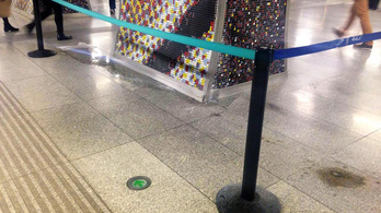 Titokzatos forrás tört fel a Gellért téri metróperonon