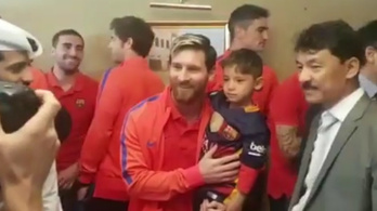 Messi találkozott a szatyormezes Messivel