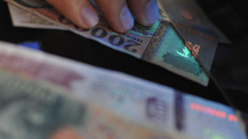 Fordulat a devizahitelek ügyében: 10 milliárd forint visszajár a bankoknak