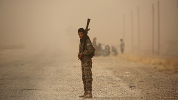 Jó hír az Iszlám Államból: a kurdok alig 30 kilométerre vannak Rakkától