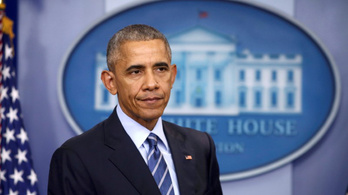 Obama búcsúzóul még belerúg a magánszférába