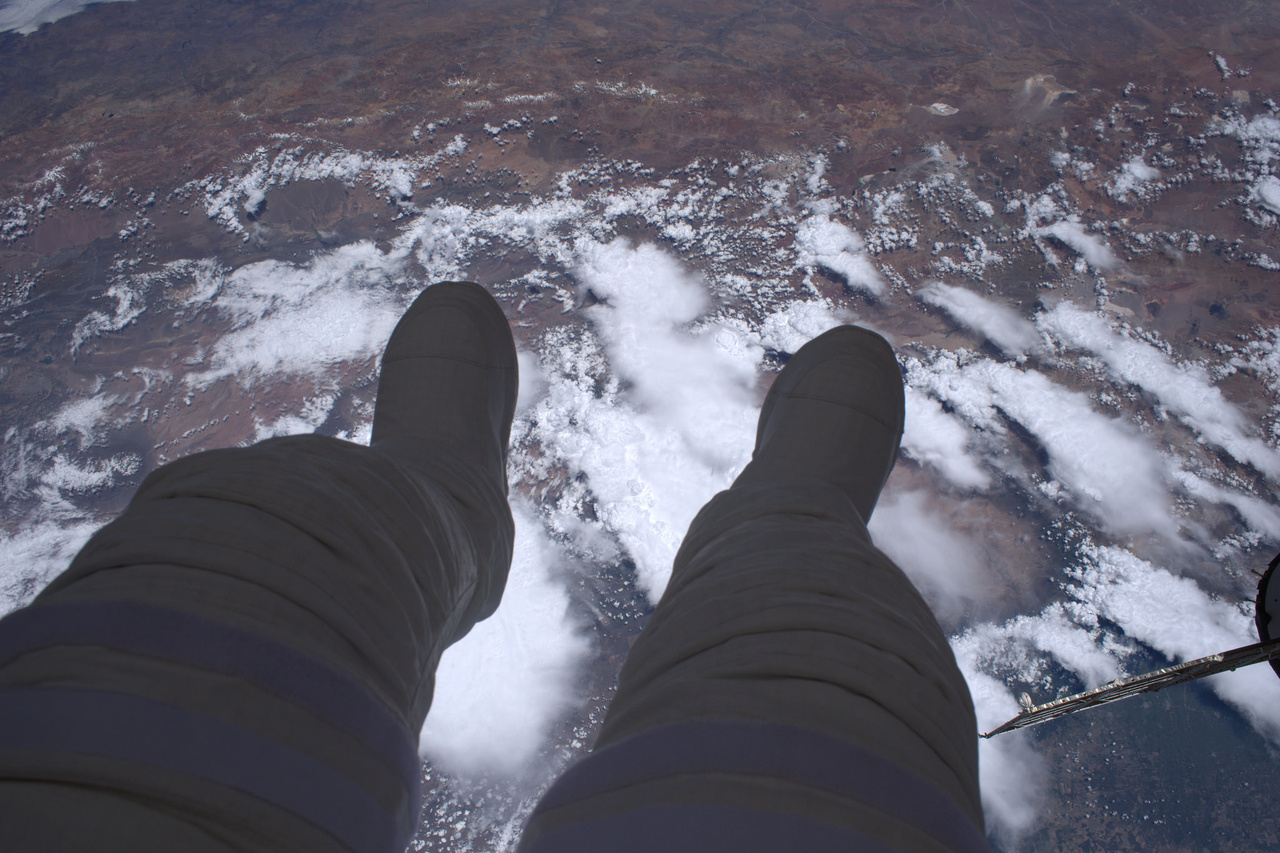 "Ez az űrséta: 400 kilométernyi mélység a lábad alatt."