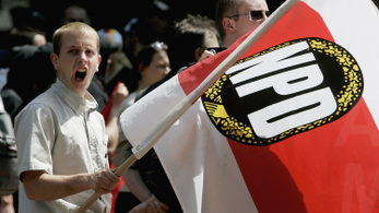 Nem tiltják be a német neonáci pártot
