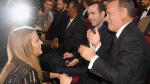 Blake Lively körberajongta Tom Hankset a People's Choice Awardson
