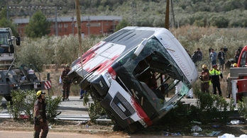 Nem aludt el a tavalyi spanyol buszbaleset sofőrje