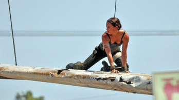 Megjöttek az első képek a Tomb Raider forgatásáról