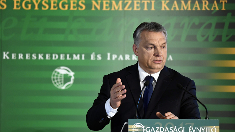 Orbán: Meg kell őriznünk az etnikai homogenitást
