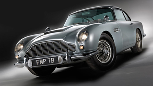 Eladó James Bond Aston Martinja