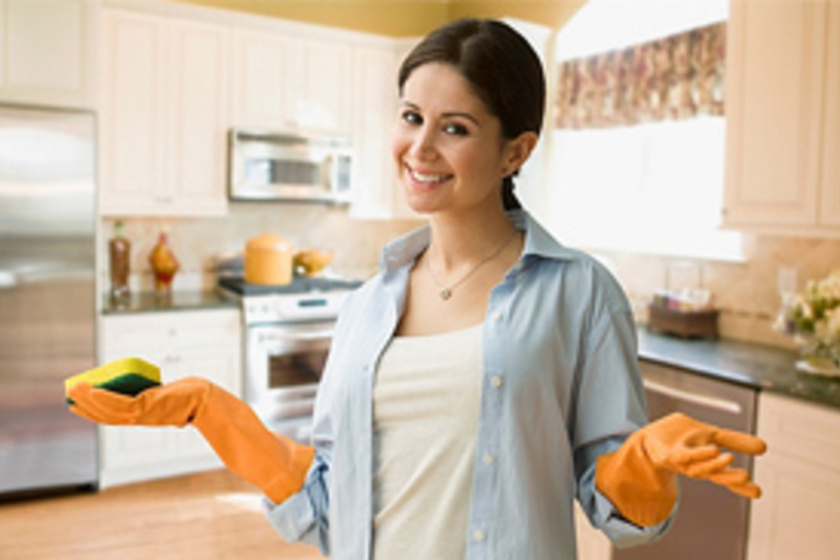 Így szüntesd meg a zsír- és ételszagot a konyhában egy perc alatt, házi szerekkel
