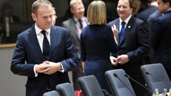 Tusk marad az Európai Tanács elnöke