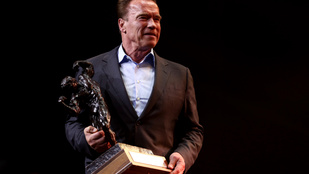 Folytatódik Arnold Schwarzenegger miniháborúja Donald Trump ellen