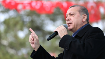 Erdogan valóra váltaná a szélsőjobbos konteókat