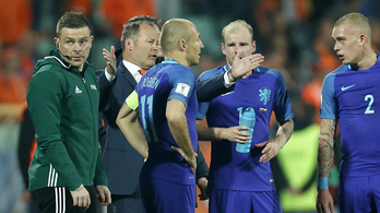 Holland futballválság: kirúgták a szövetségi kapitányt