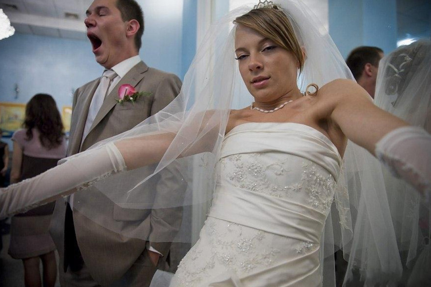 A legviccesebb esküvői fotók, amikre nem biztos, hogy büszke az ifjú pár 