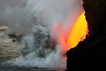 nagykep?cikkid=169352&kep=hawaii lava oceanbaomlik-lead