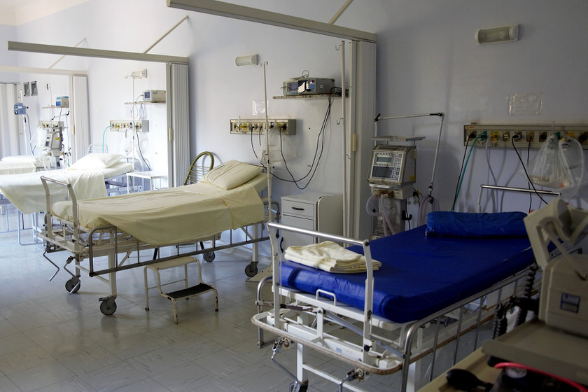 Rendkívüli állapotokat rendeltek el a magyar kórházakban: egyre több intézményt érint