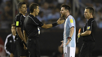 Messit eltiltották, nem játszhat az argentinok négy vb-selejtezőjén
