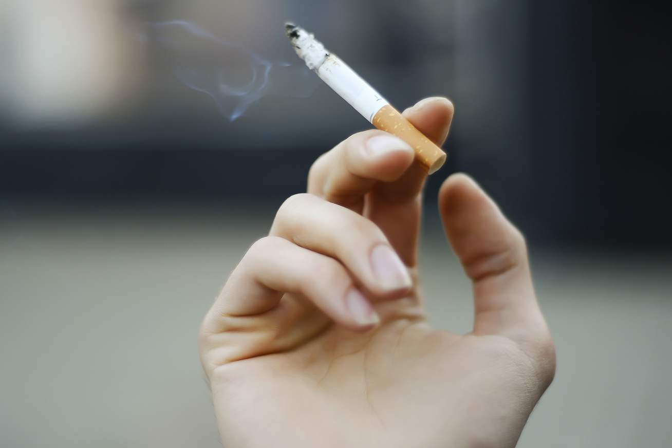 az aurikuláris terápiás mágnesek leszoknak a dohányzásról dohányzásellenes egészségügyi iskolák